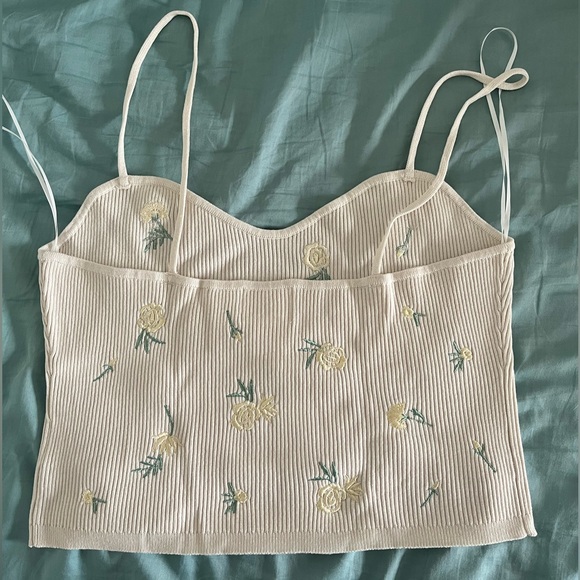 Camisole blanche fleurie - Picture 2 of 3